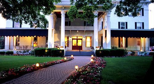 White Inn Fredonia エクステリア 写真