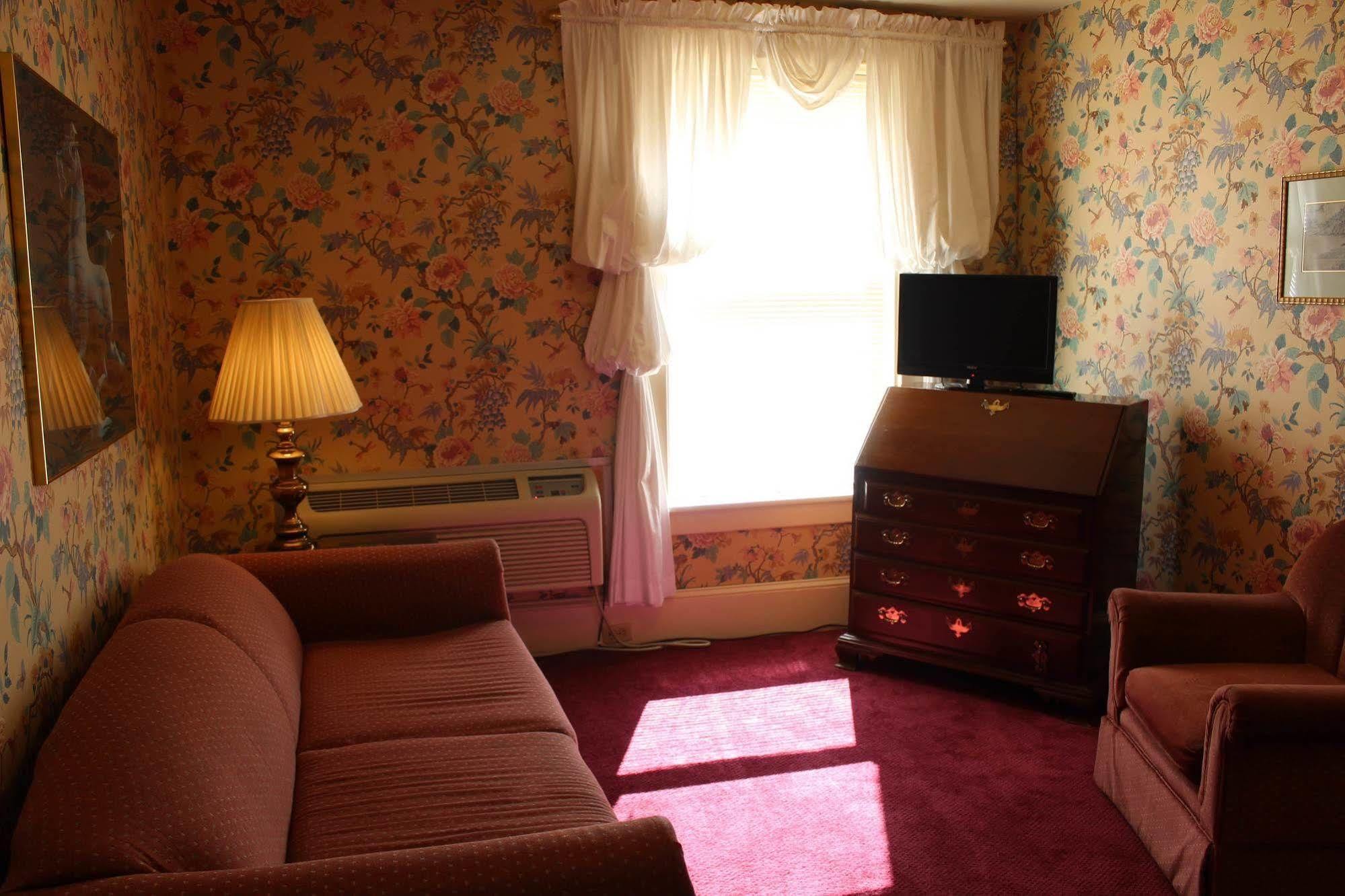 White Inn Fredonia エクステリア 写真